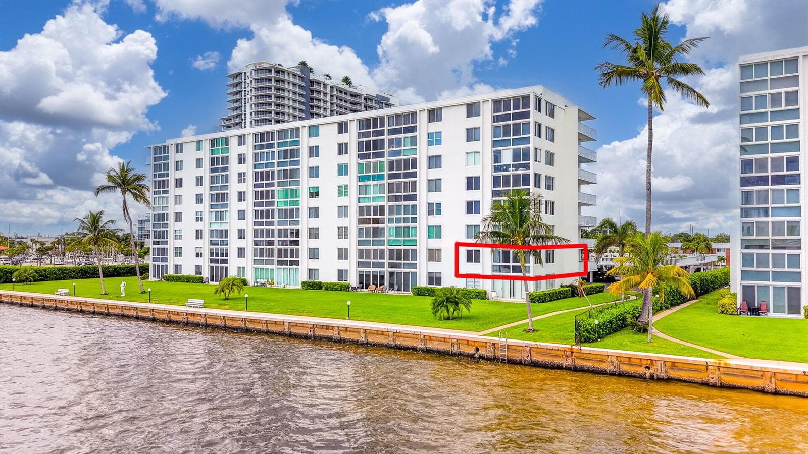 301 LAKE SHORE Drive 201 photo 1