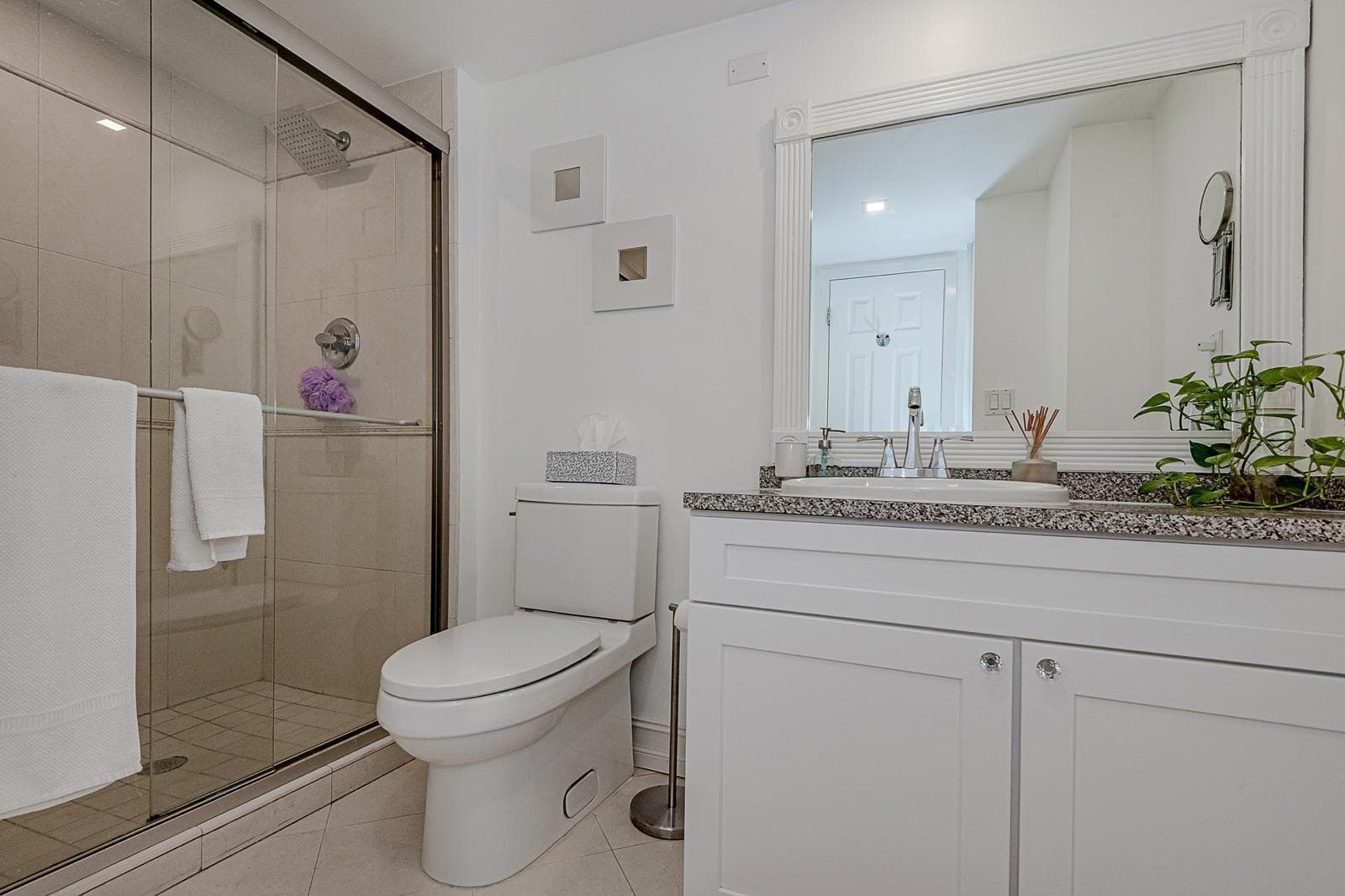 3475 N Country Club Drive 807 photo 16