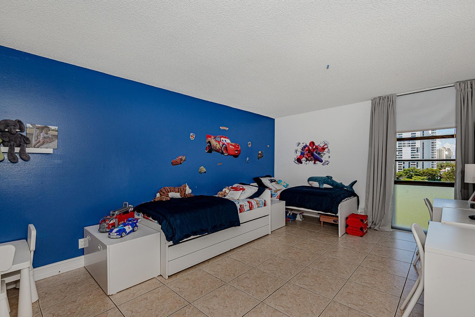 3475 N Country Club Drive 807 photo 15