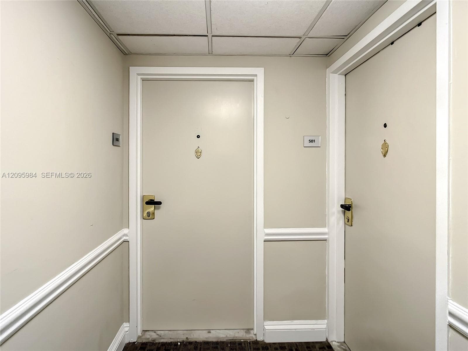 555 NE 15th St 502 photo 4