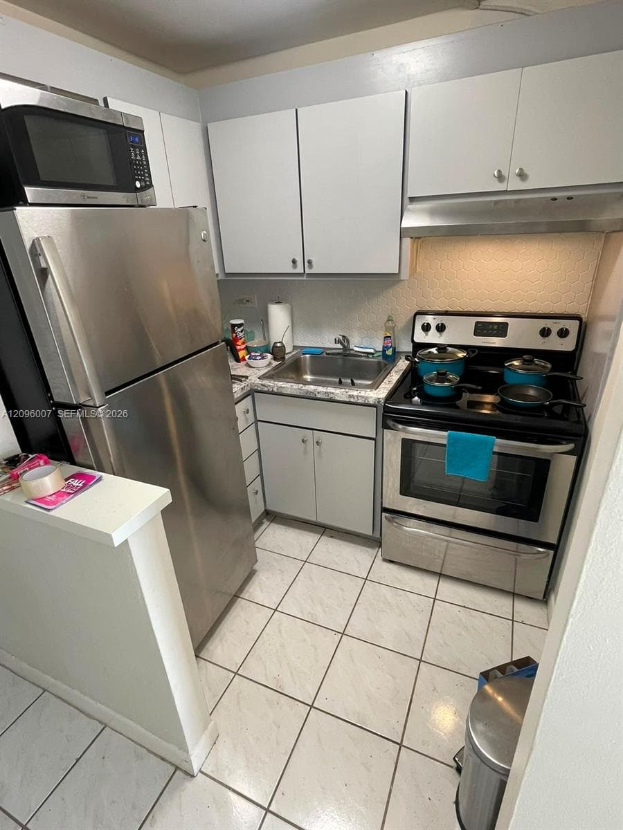 7904 W West Dr 1010 photo 4