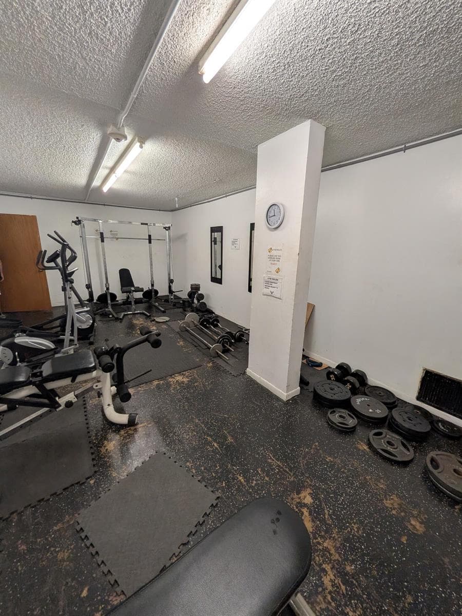 111 Golden Isles Drive C10 photo 23