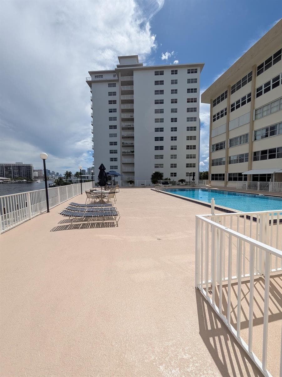 111 Golden Isles Drive C10 photo 17