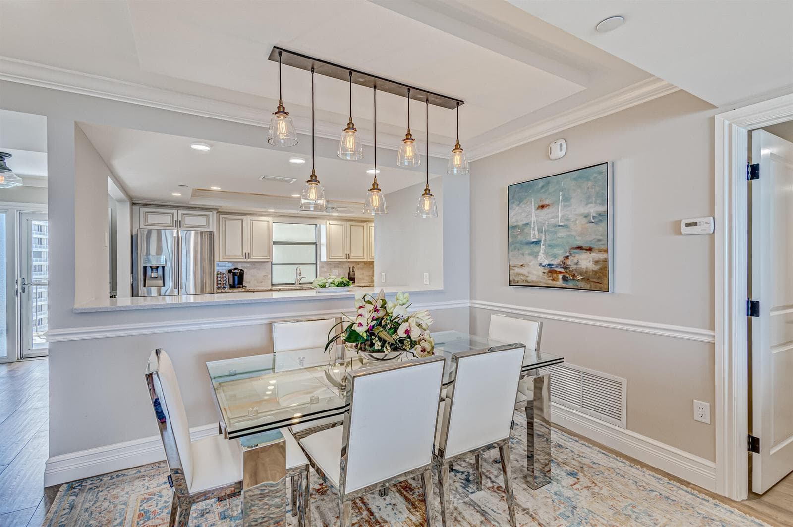 400 Beach Road 702 photo 14