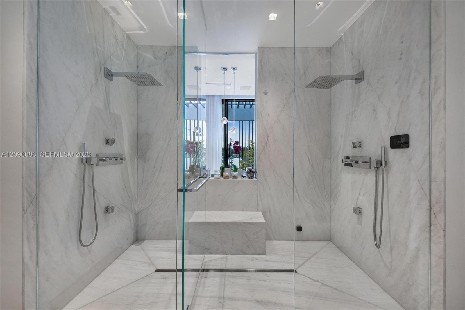 226 W Rivo Alto Dr photo 24
