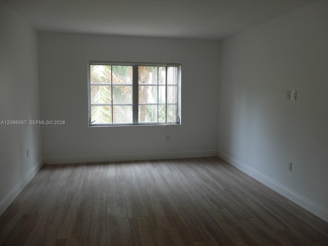 2640 NE 135th St 218 photo 13