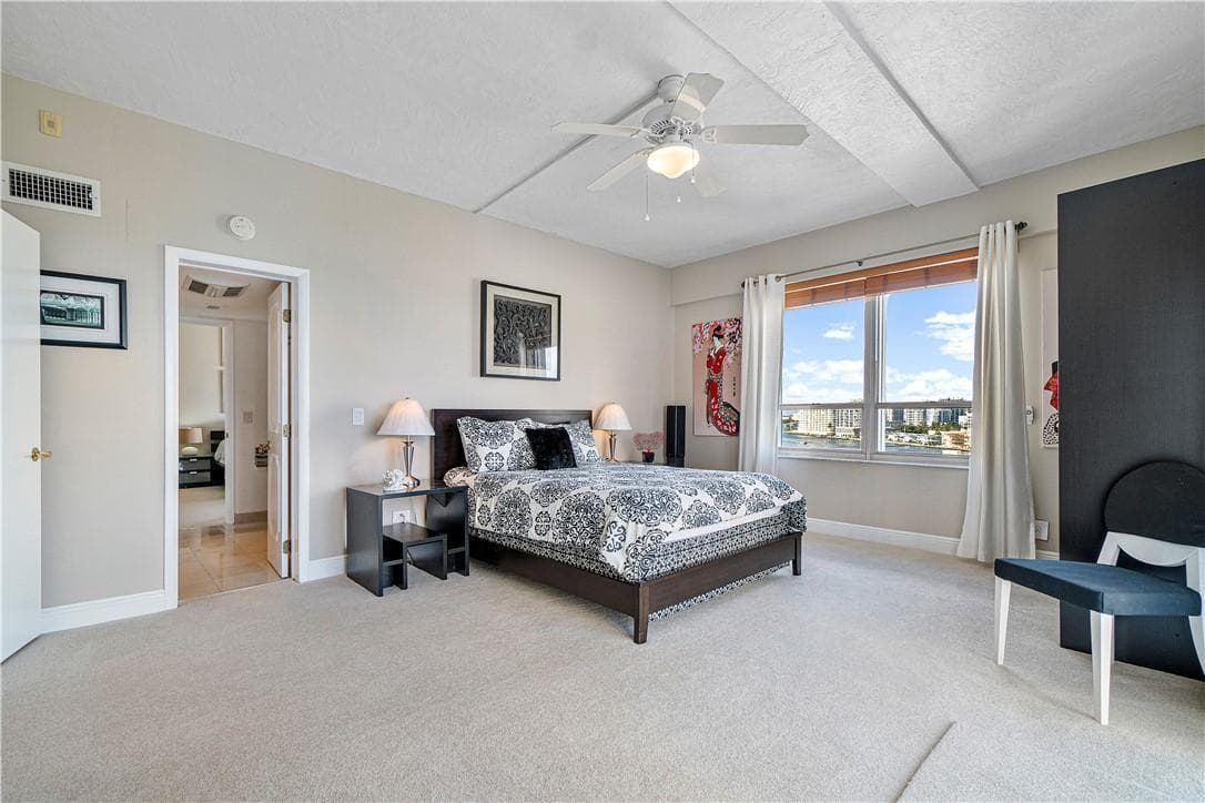 95 N BIRCH Road 900 photo 16