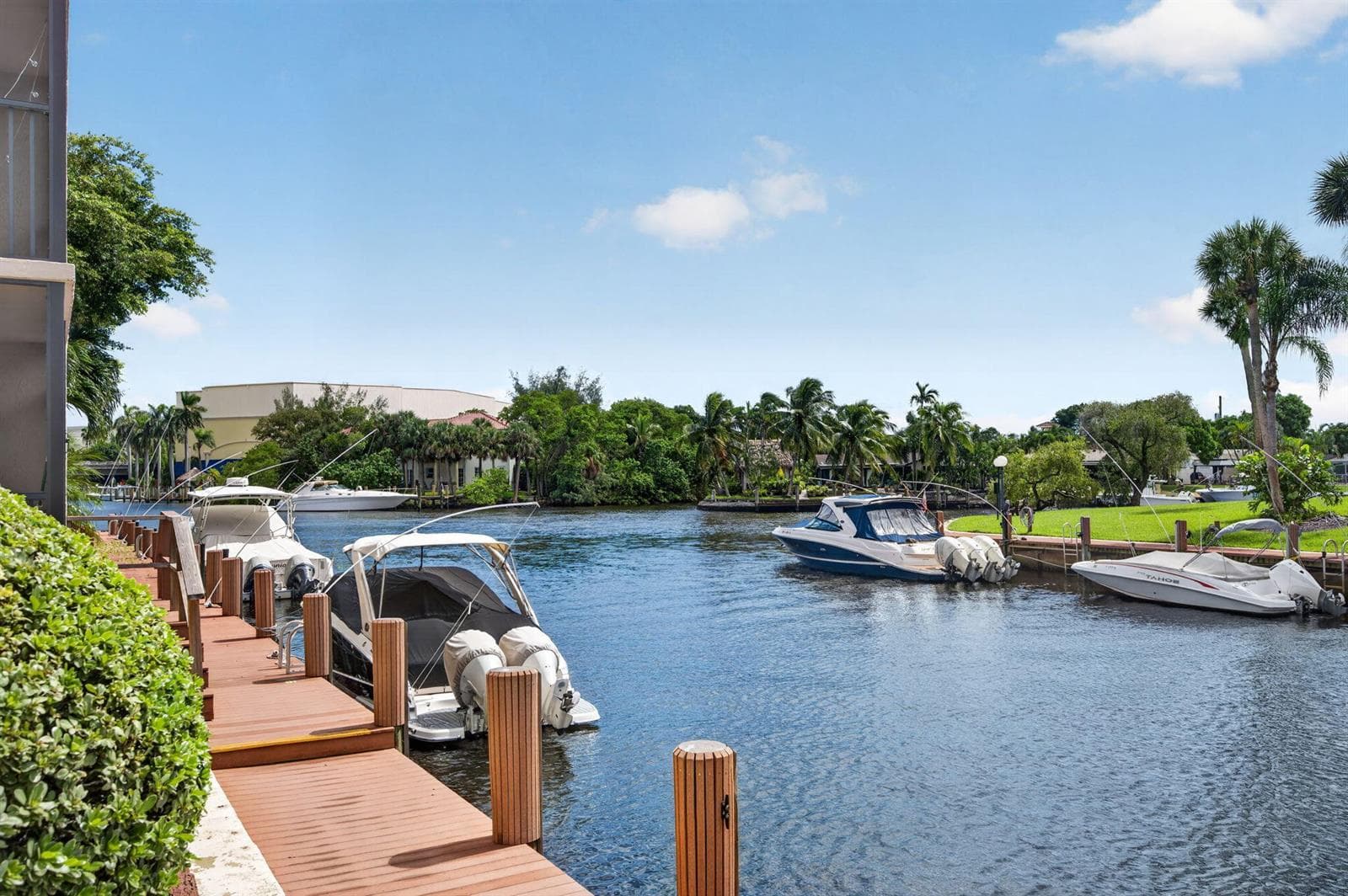 8 Royal Palm Way 104 photo 1