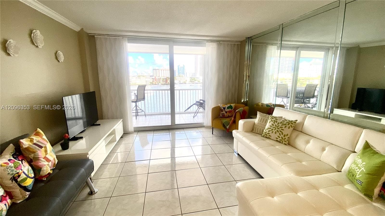 410 Golden Isles Dr 407 photo 12