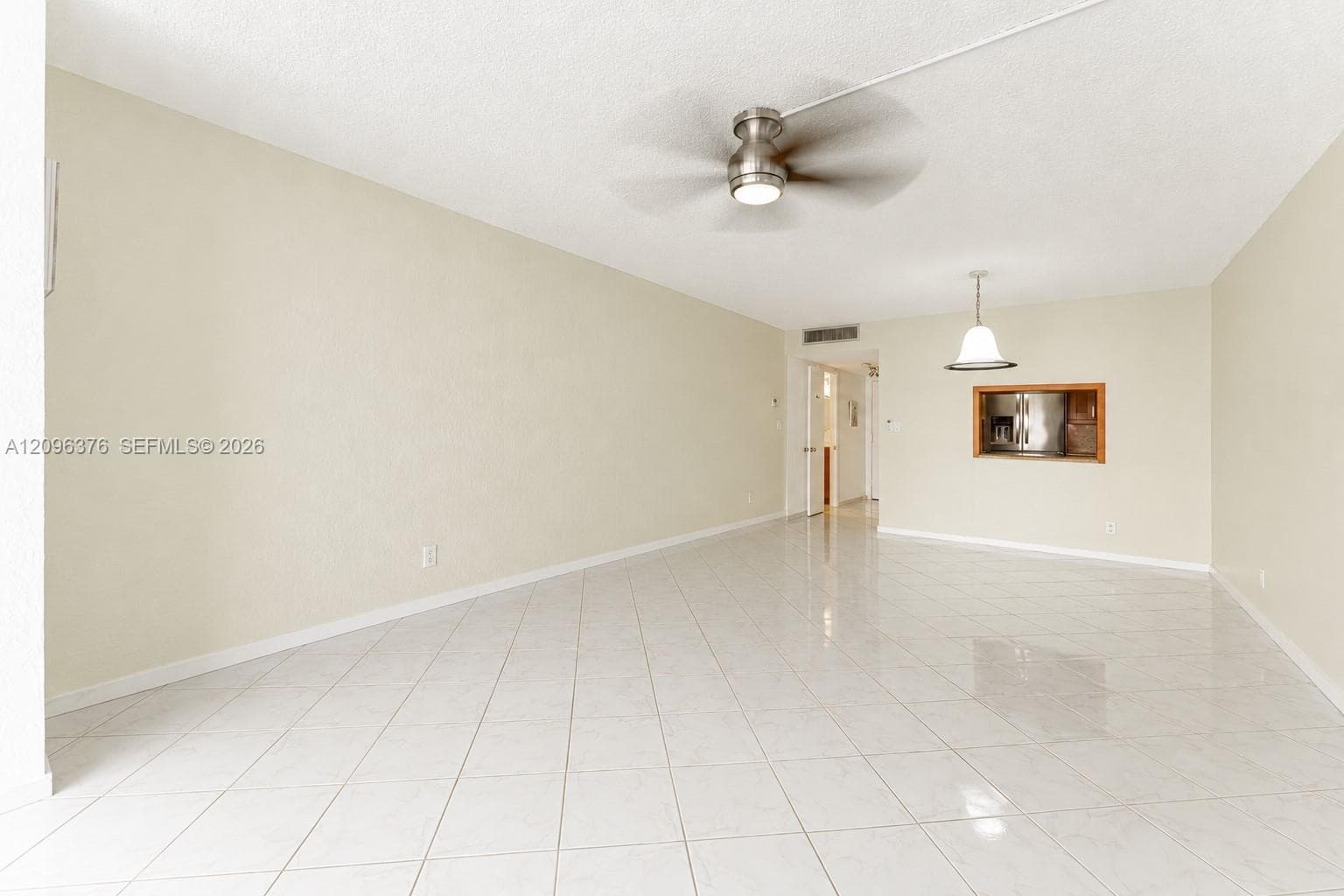 400 Leslie Dr 1117 photo 6