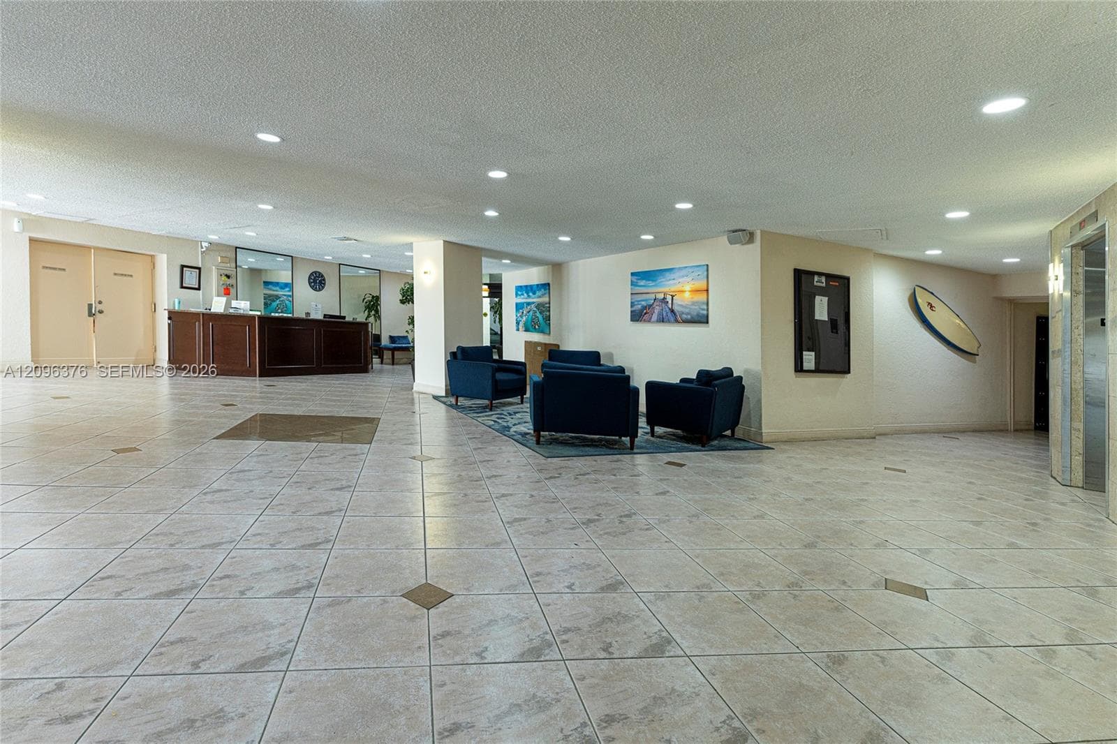 400 Leslie Dr 1117 photo 22