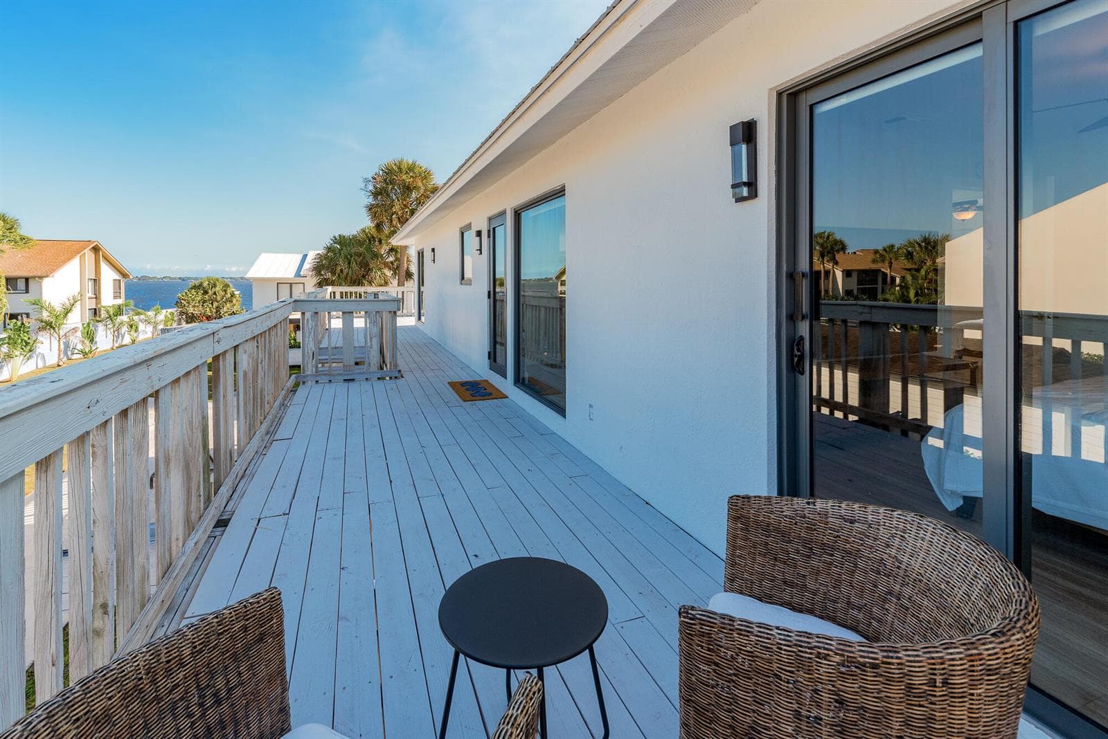1712 NE Seahorse Place photo 7