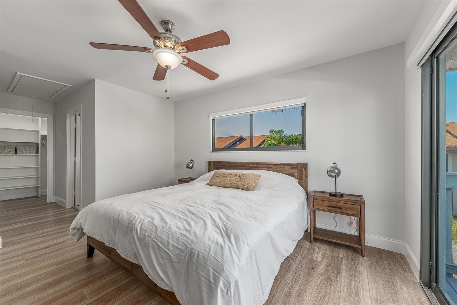 1712 NE Seahorse Place photo 21