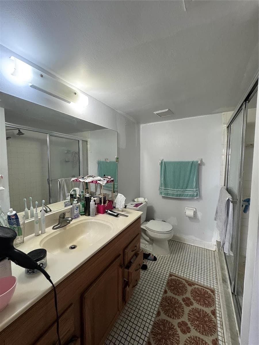 3013 N Oakland Forest Drive 106 photo 16