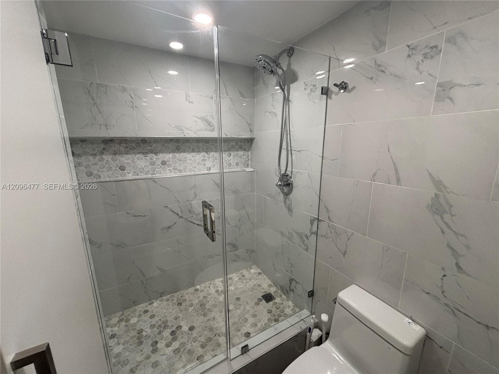 905 Brickell Bay Dr 1124 photo 7