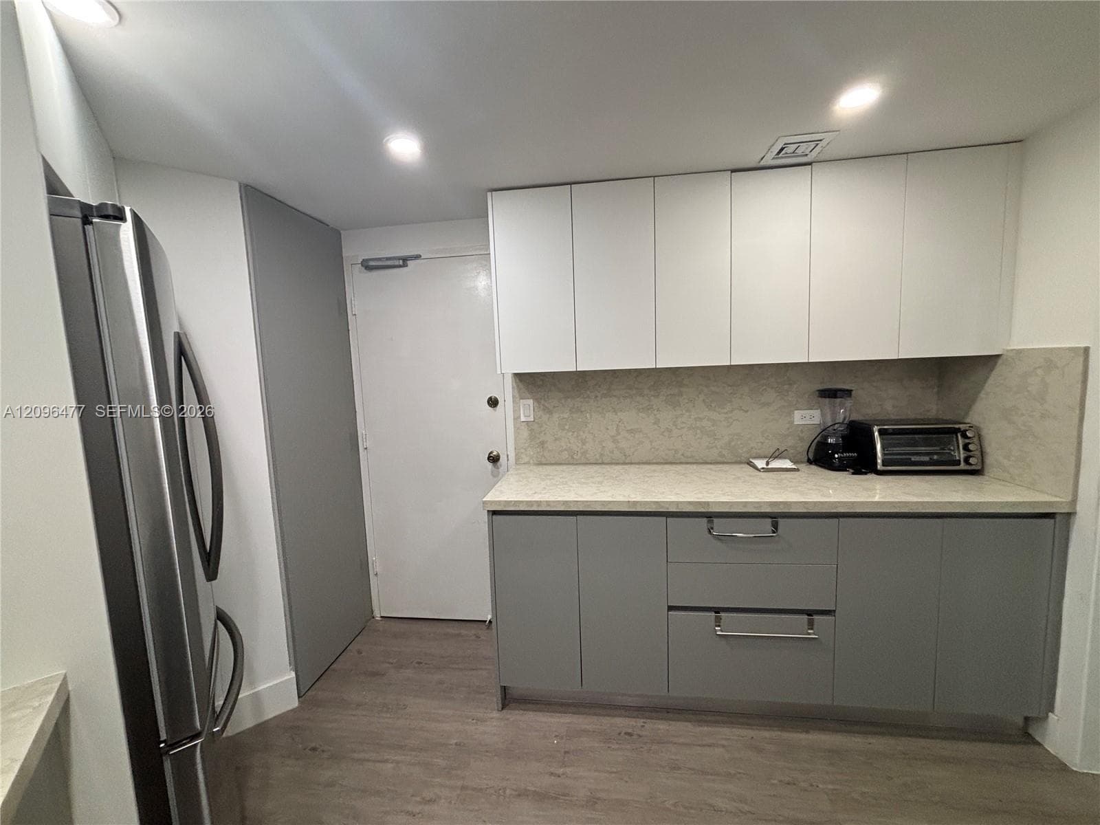 905 Brickell Bay Dr 1124 photo 5