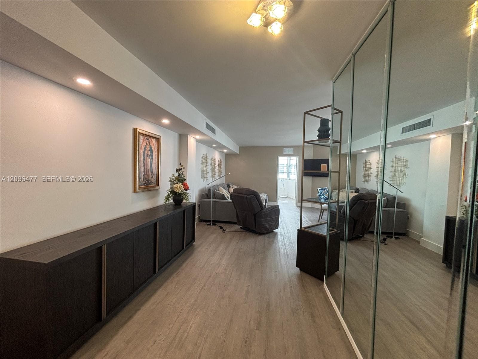 905 Brickell Bay Dr 1124 photo 9