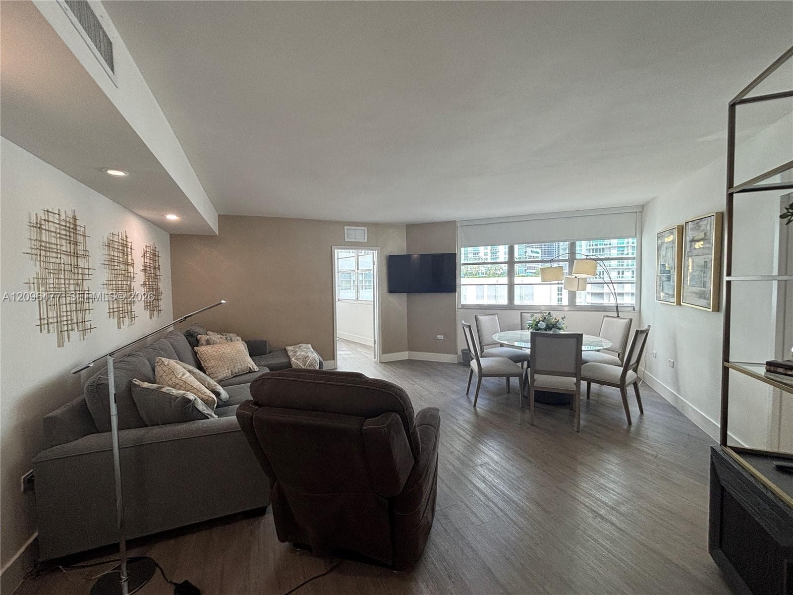 905 Brickell Bay Dr 1124 photo 10