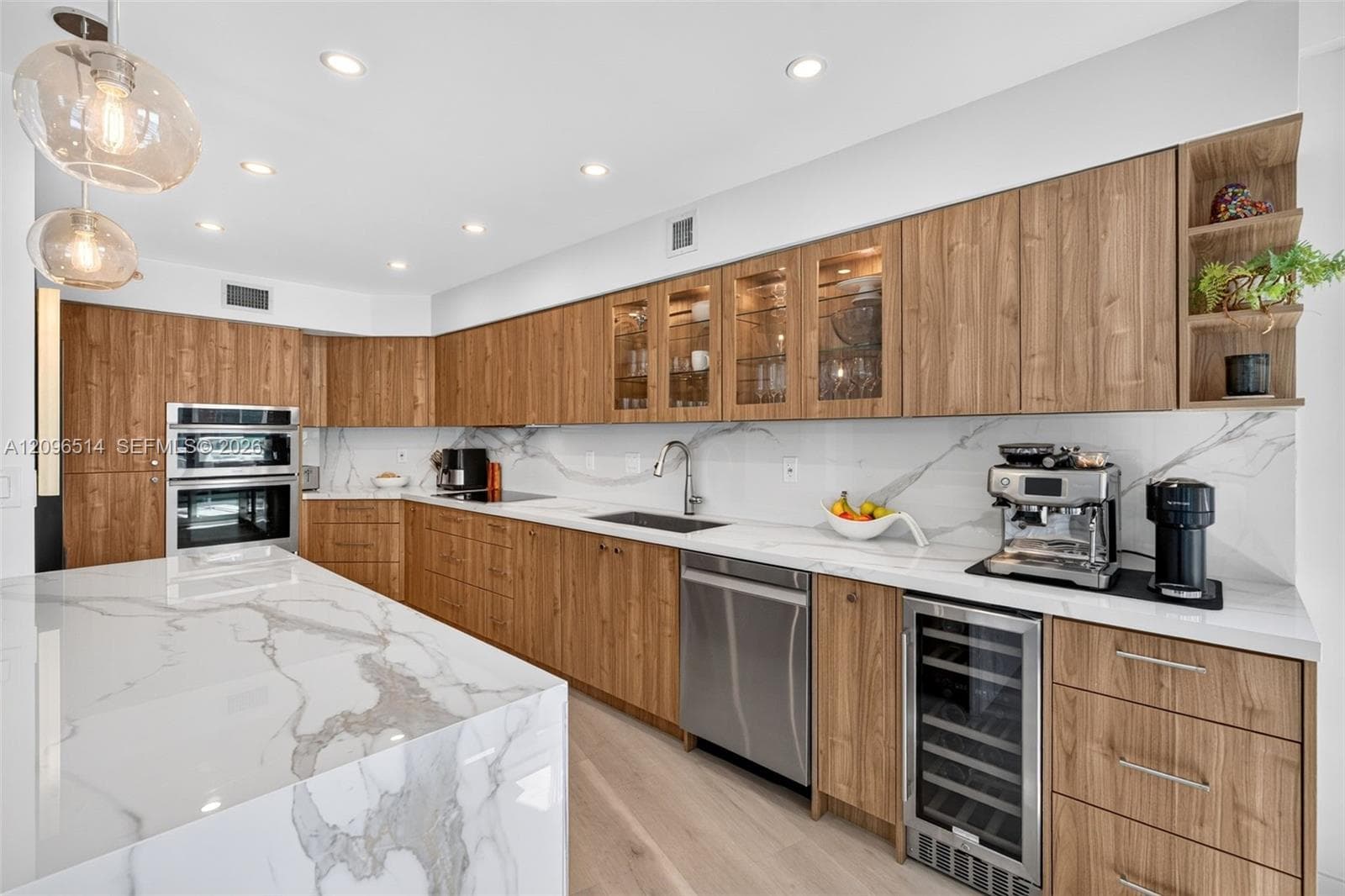 3370 Hidden Bay Dr 2410 photo 16