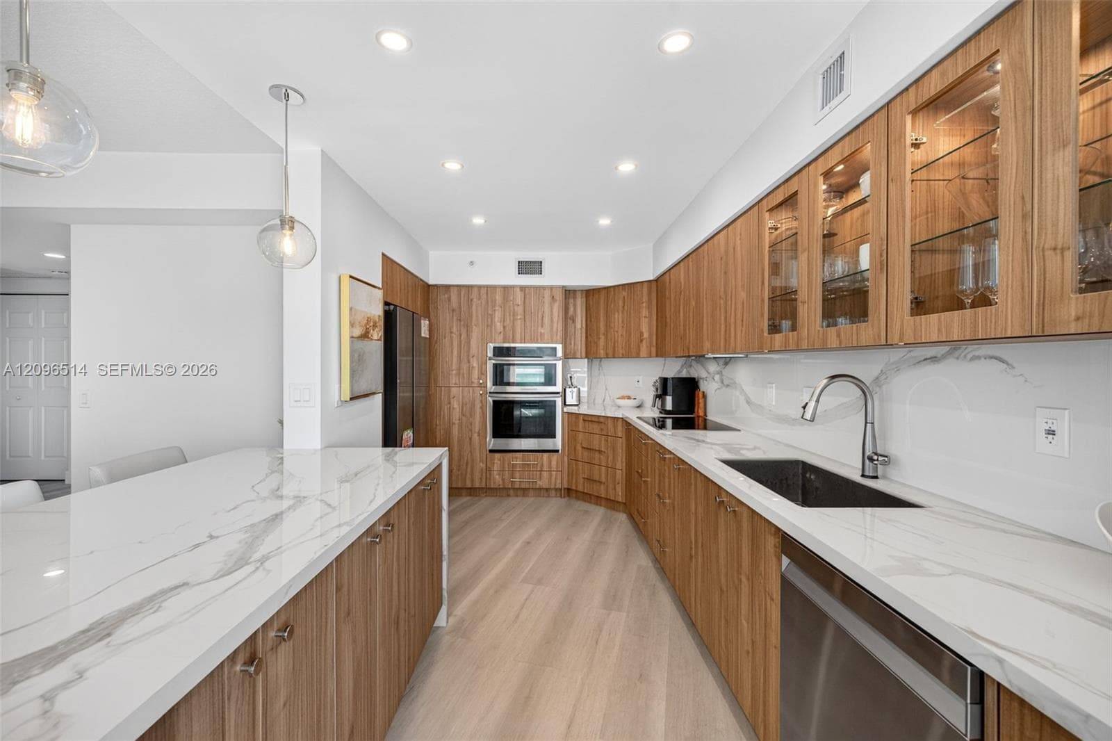 3370 Hidden Bay Dr 2410 photo 18