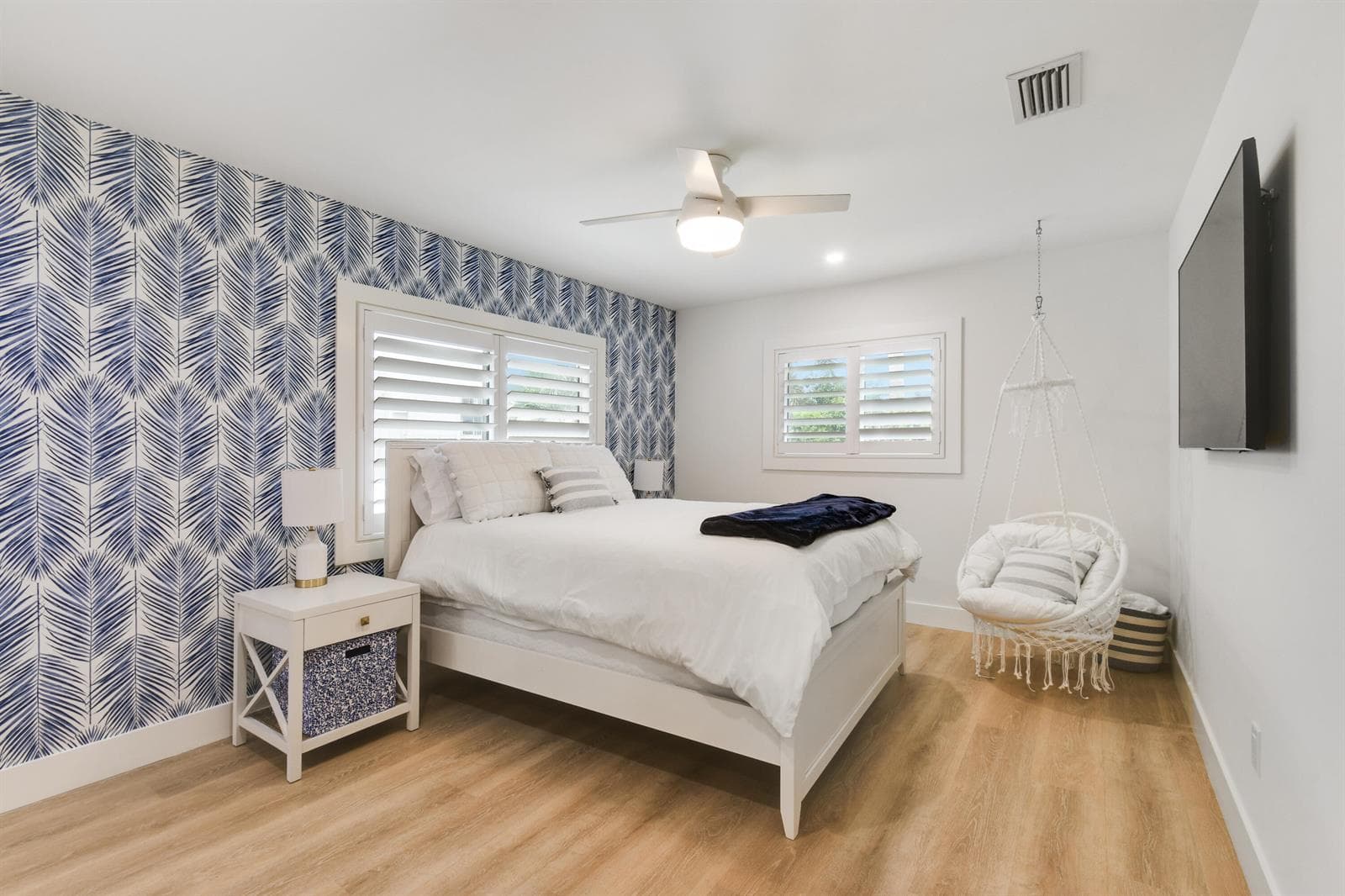 1091 SINGER Drive photo 24