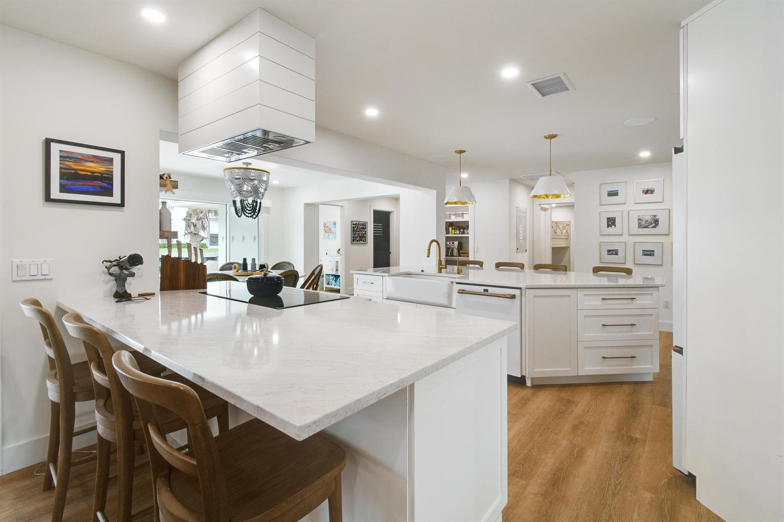 1091 SINGER Drive photo 15