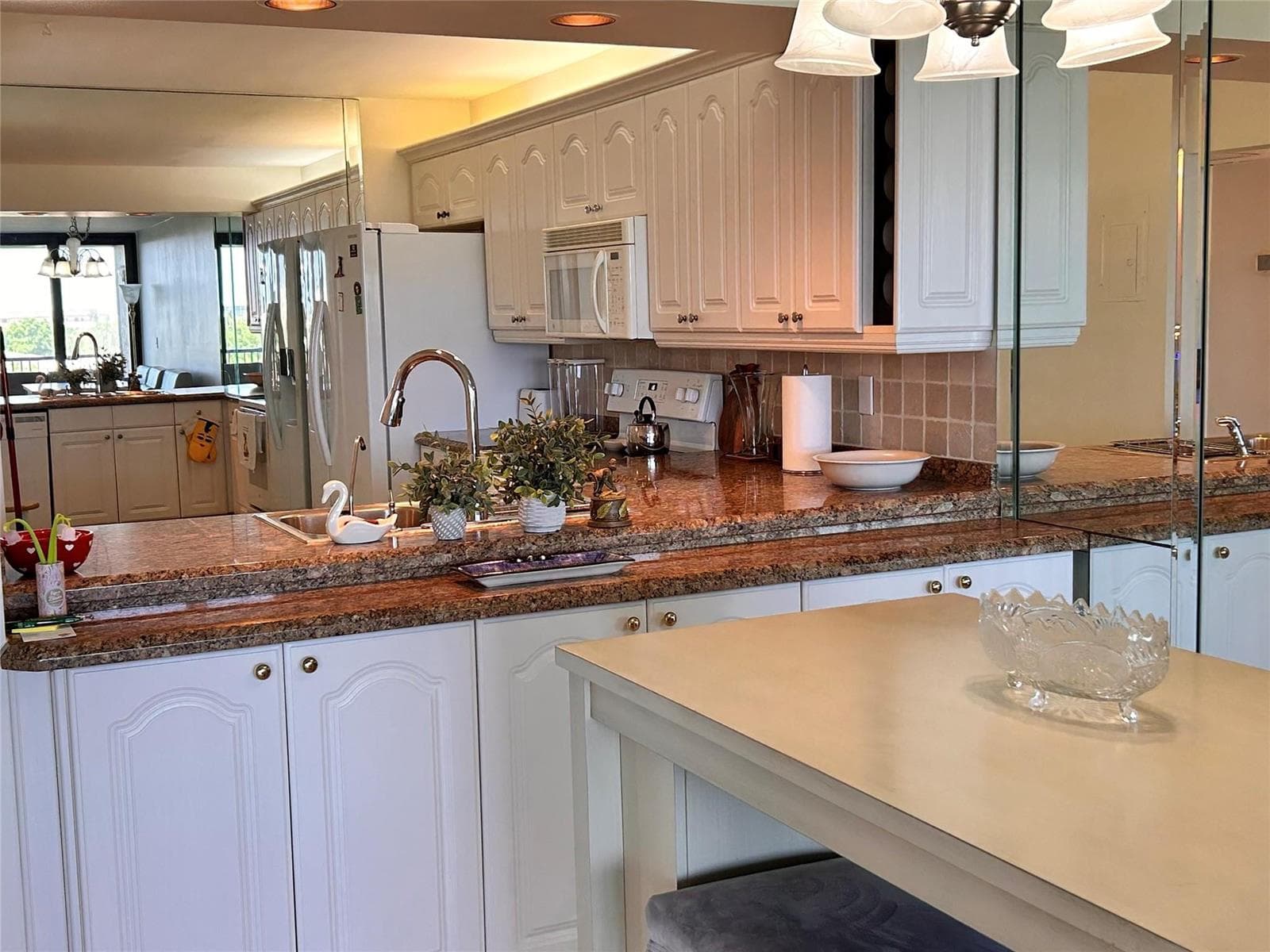 14 ROYAL PALM Way 605 photo 13