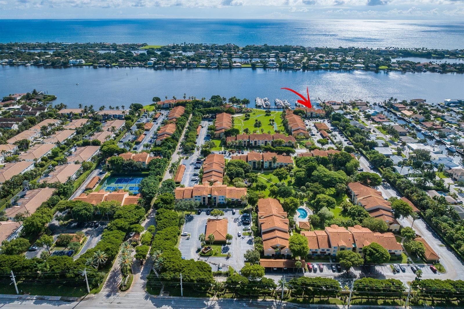 167 YACHT CLUB Way 107 photo 6
