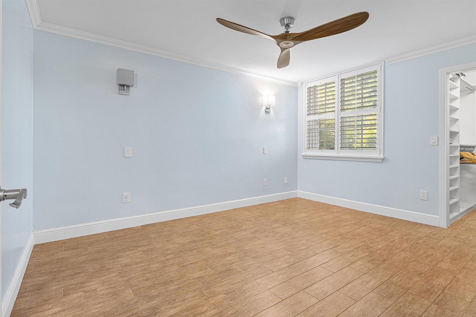 167 YACHT CLUB Way 107 photo 20
