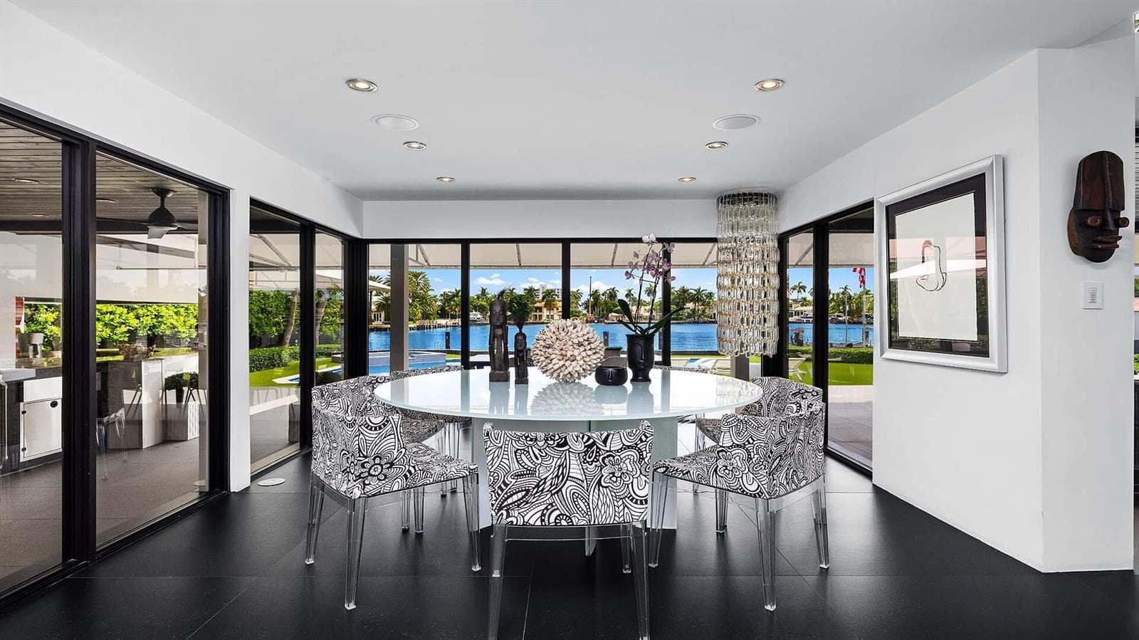 201 Palm Trail photo 20