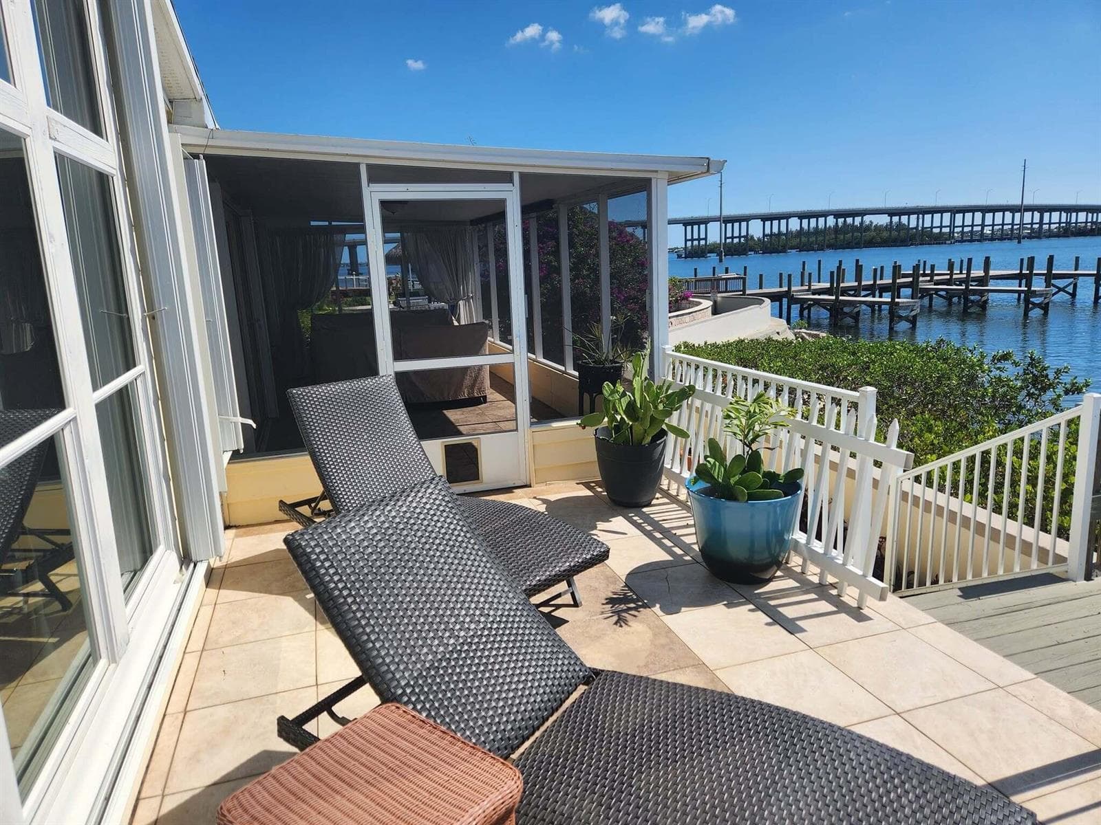 113 E Harbor Drive photo 5