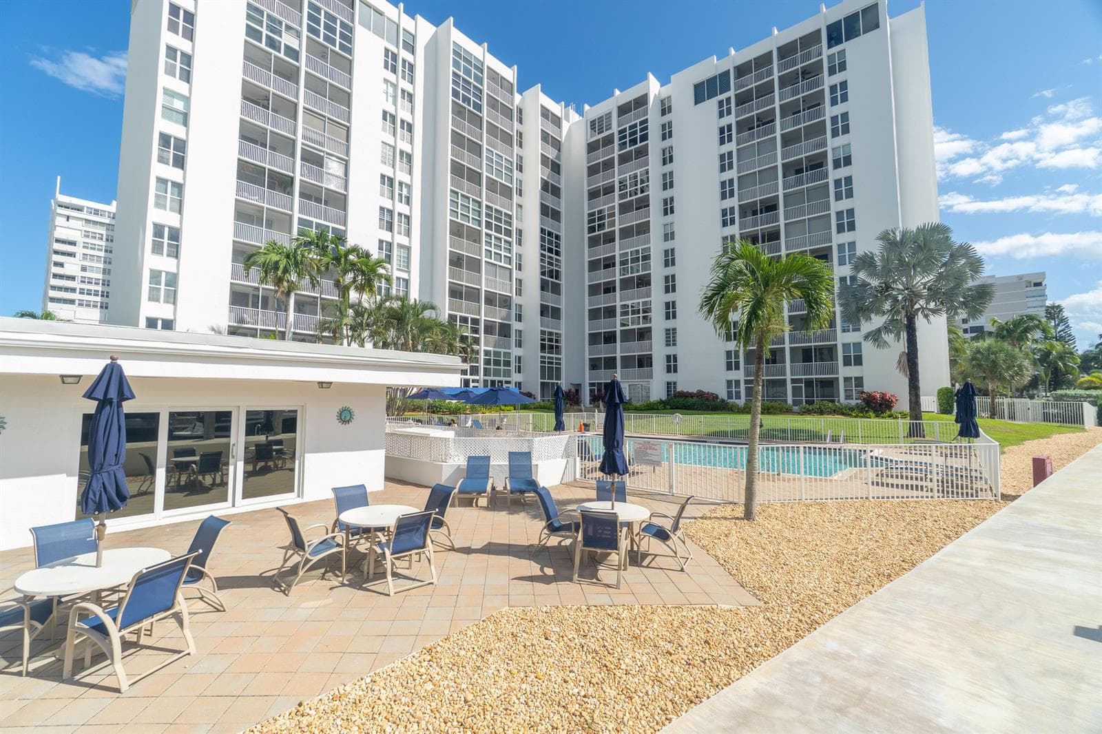 1391 S Ocean Boulevard 805 photo 9