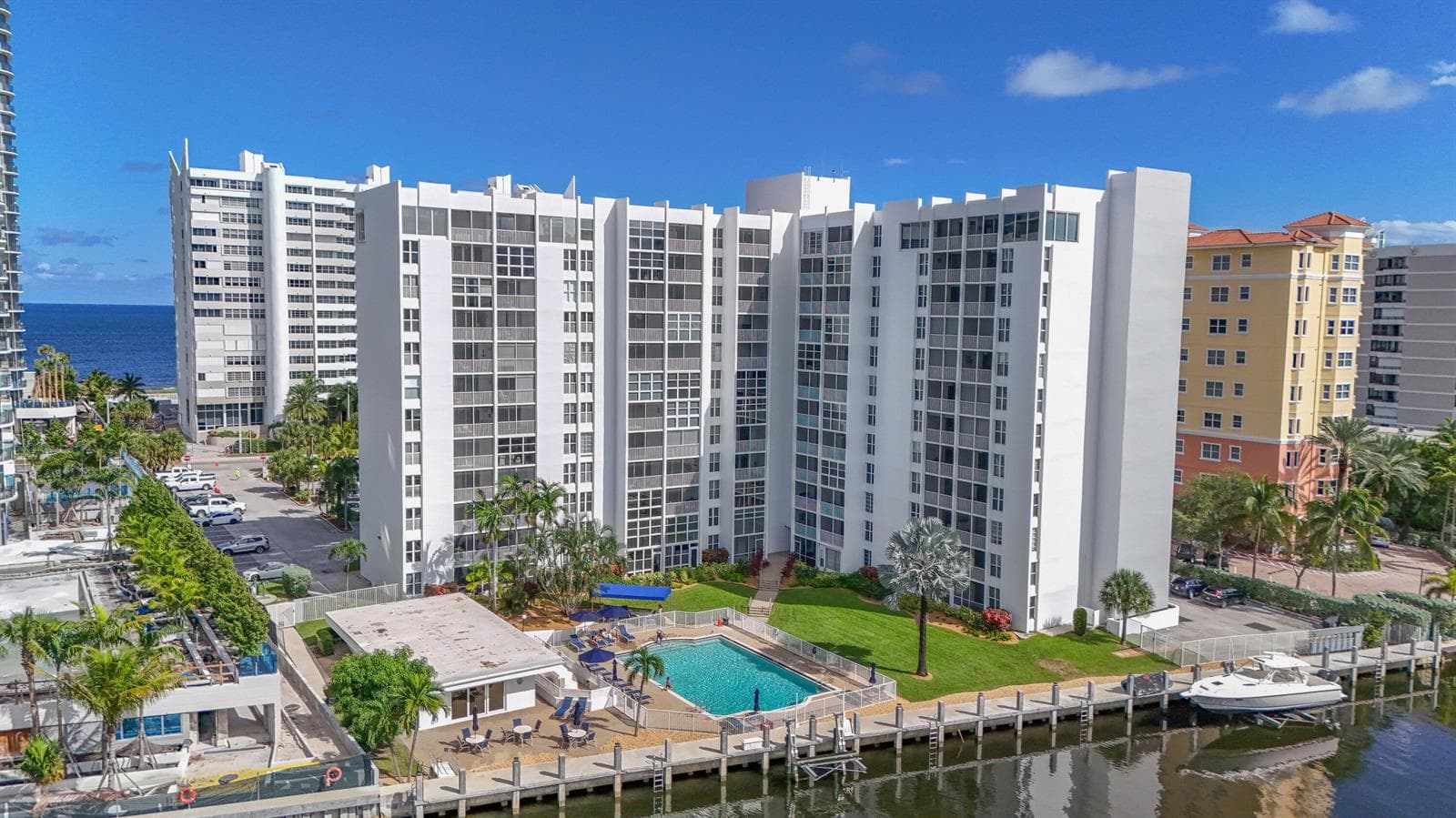 1391 S Ocean Boulevard 805 photo 14