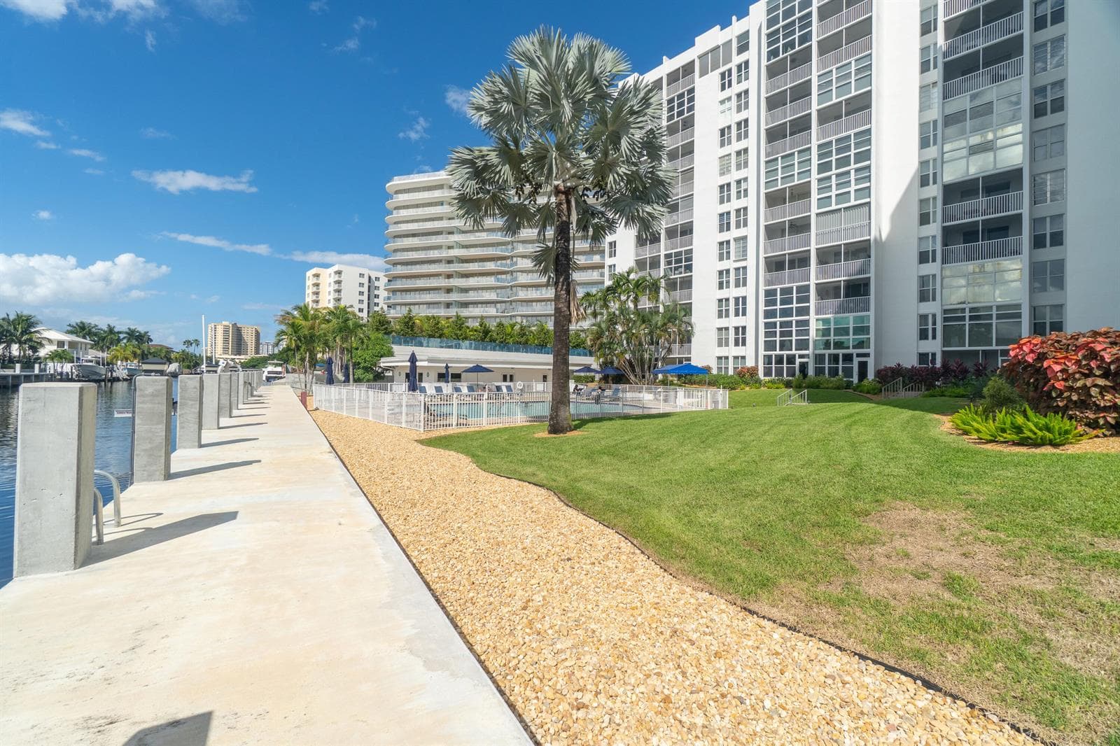 1391 S Ocean Boulevard 805 photo 8