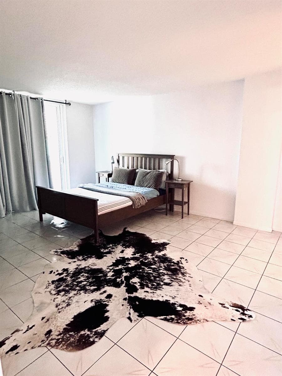 1849 S OCEAN Drive 1105 photo 12