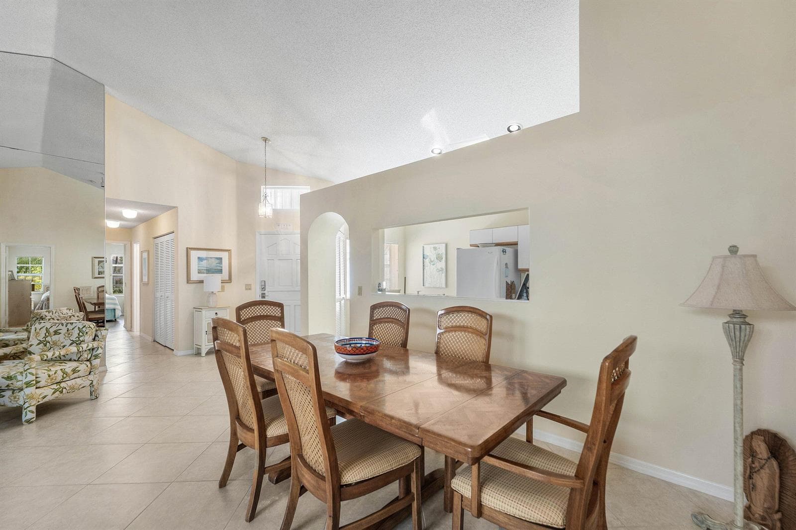 12 Elgin Lane photo 12