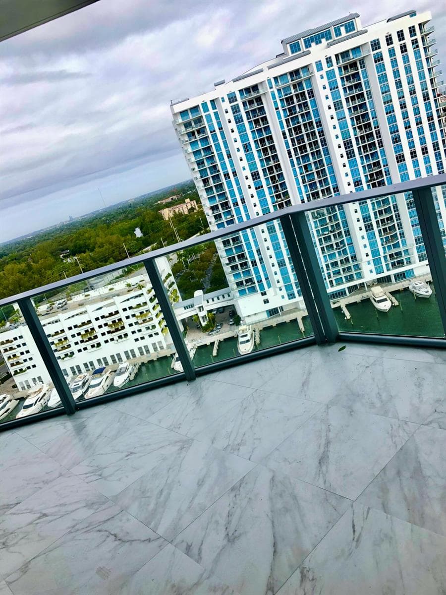 17111 BISCAYNE Boulevard 1903 photo 16