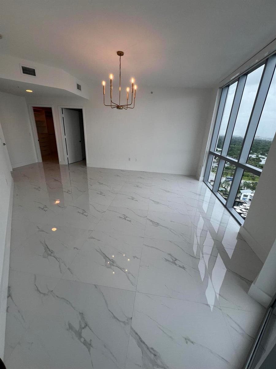17111 BISCAYNE Boulevard 1903 photo 12