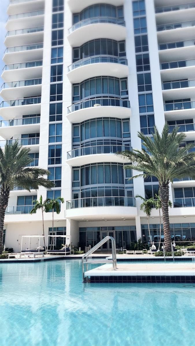 17111 BISCAYNE Boulevard 1903 photo 5
