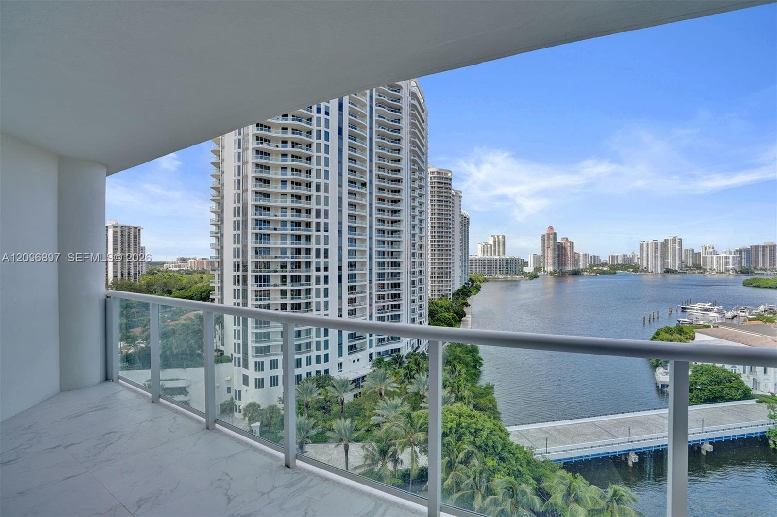 4000 Island Blvd 1205 photo 3