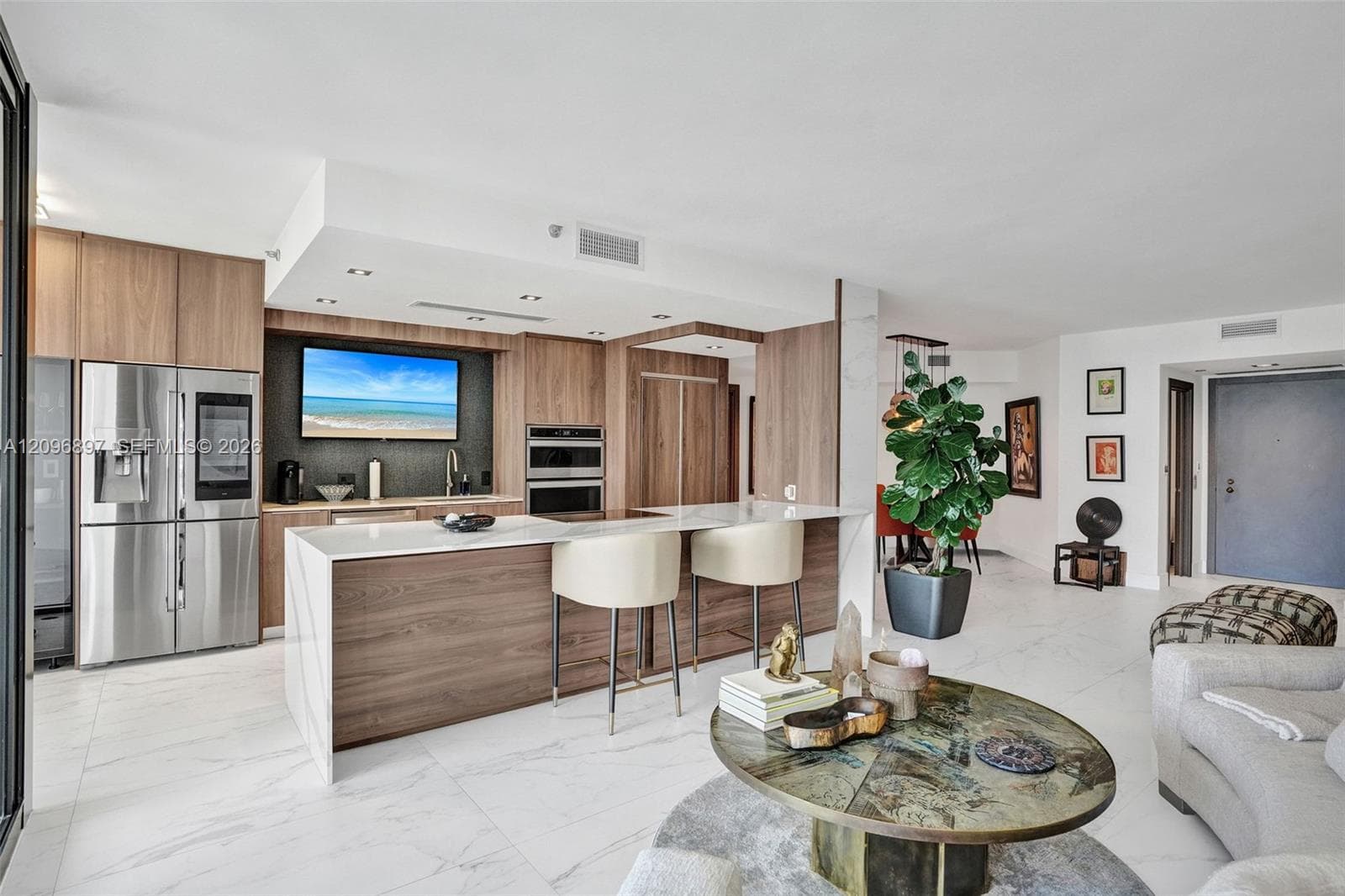 4000 Island Blvd 1205 photo 10