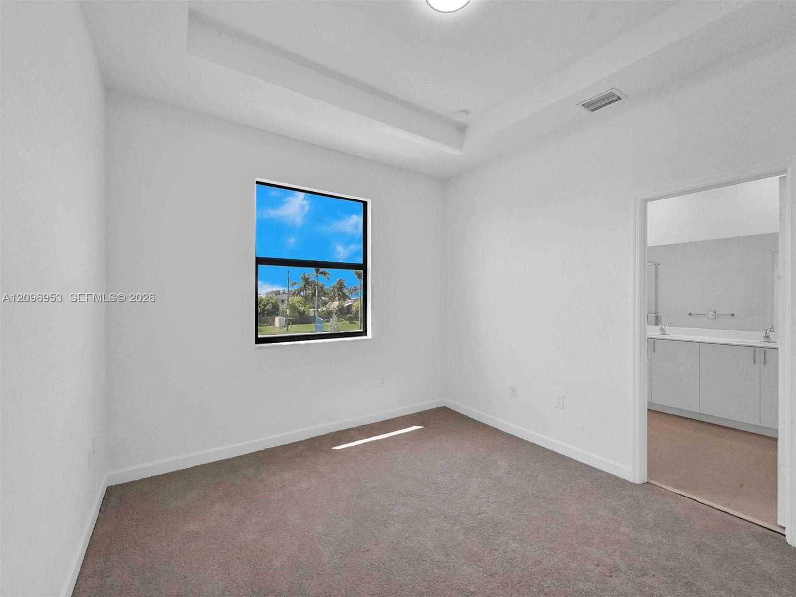 11924 SW 247th Ter . photo 16