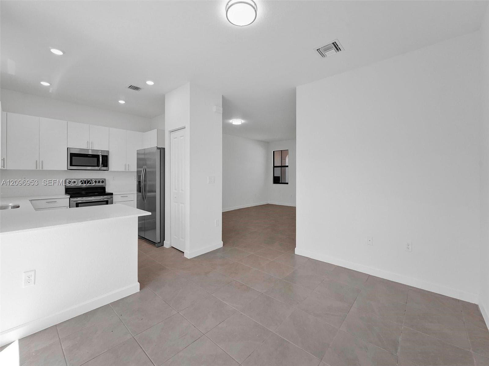 11924 SW 247th Ter . photo 10