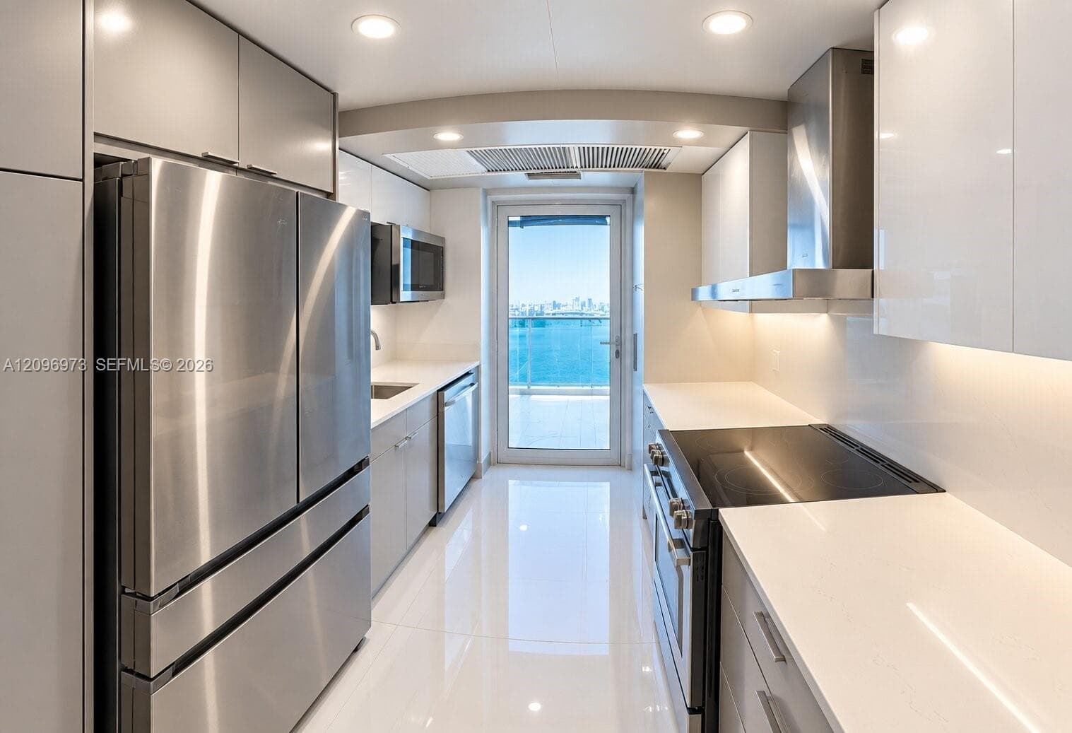 2841 N Ocean Blvd 1003 photo 9