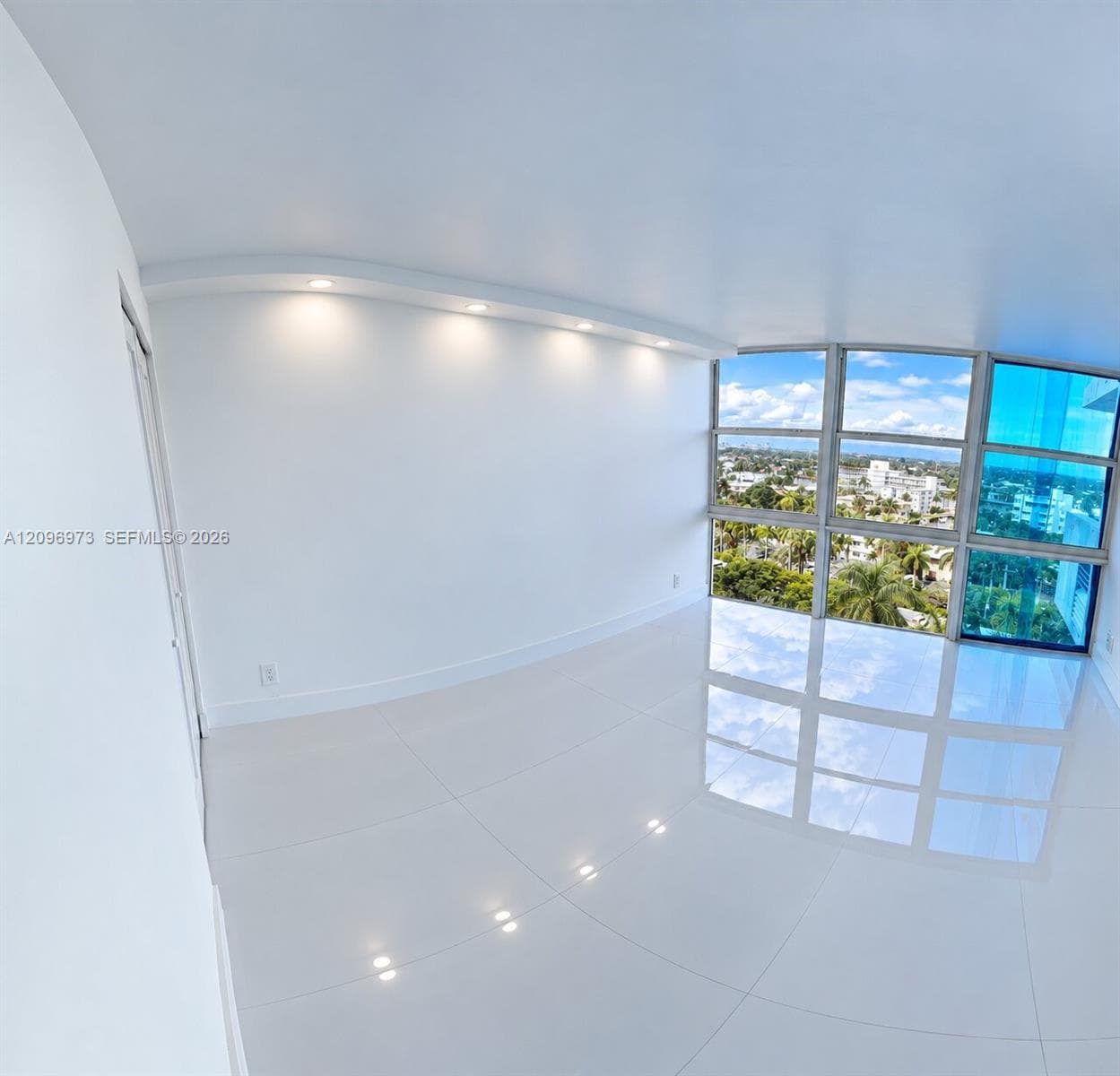 2841 N Ocean Blvd 1003 photo 18