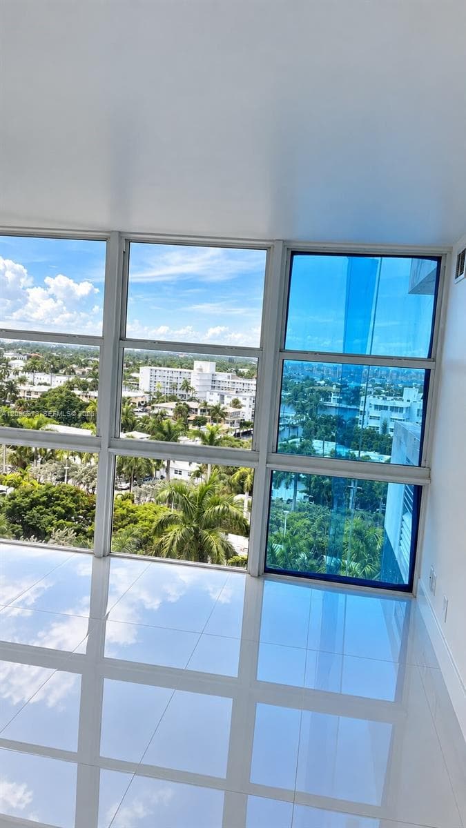 2841 N Ocean Blvd 1003 photo 8