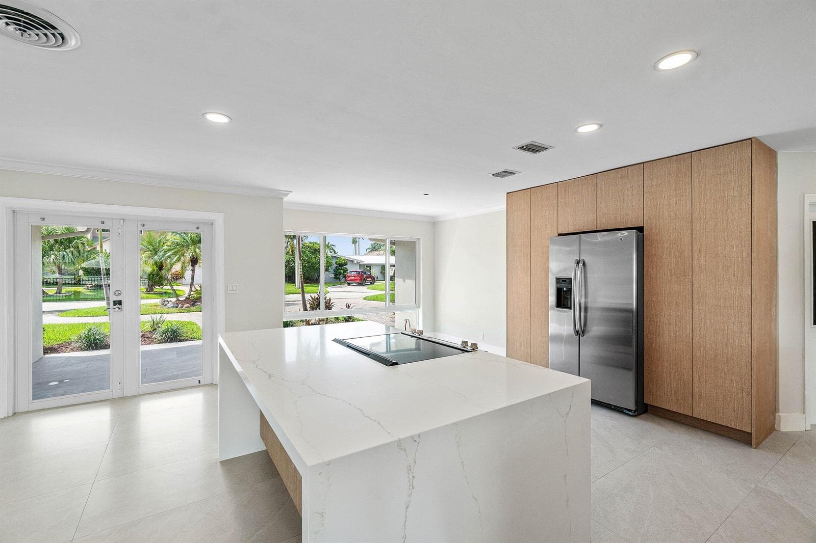 1525 SE 6TH Street photo 3