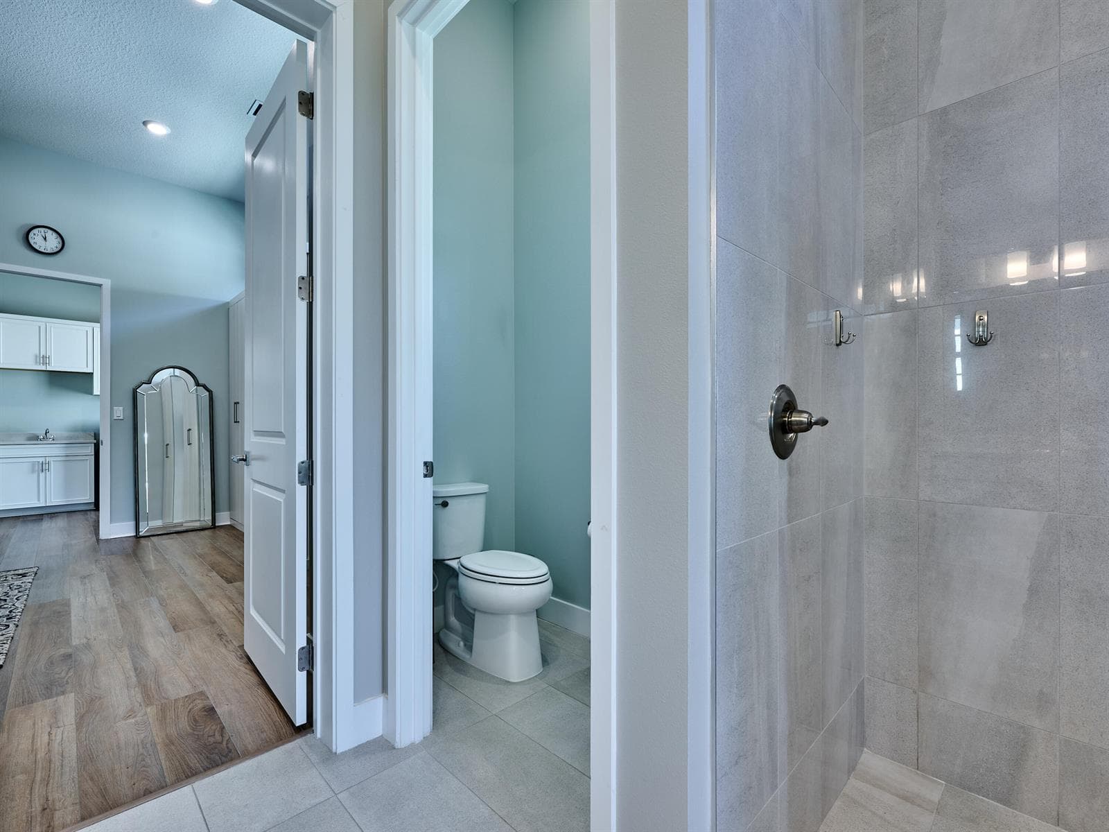 7832 DEER LAKE Court photo 16