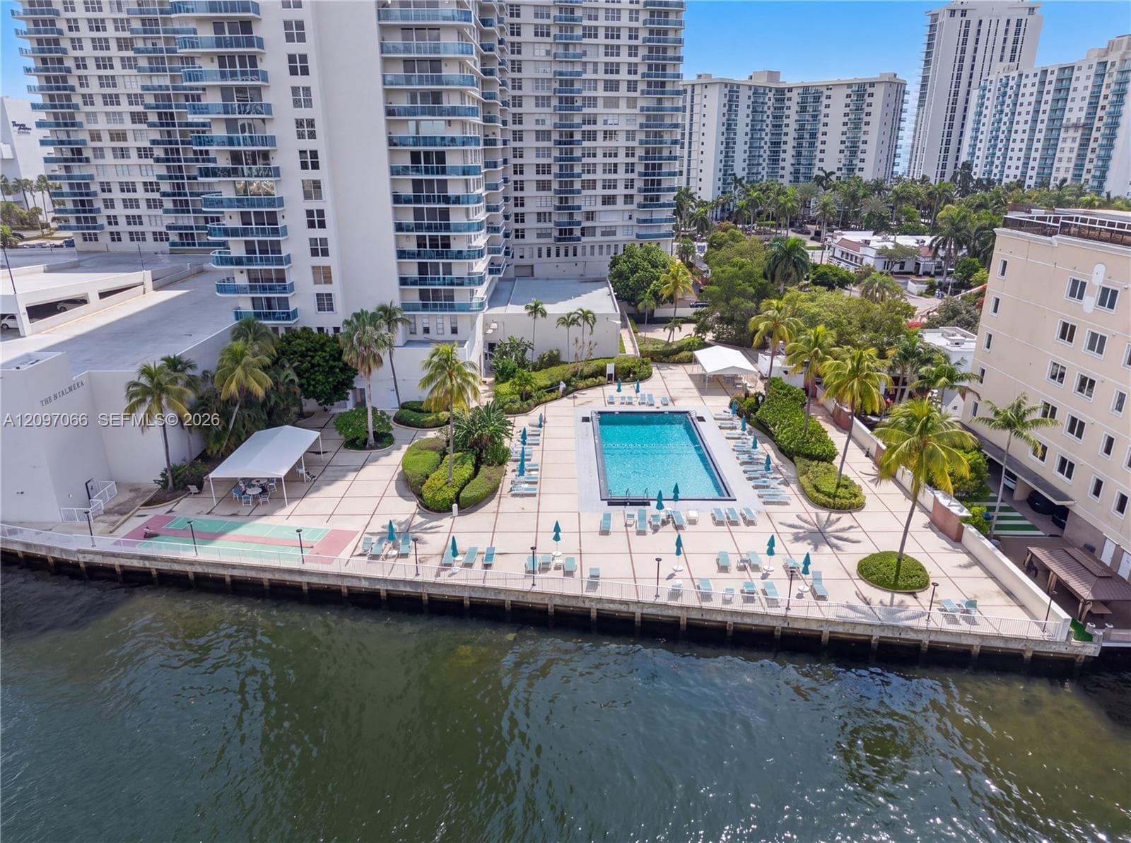 3800 S Ocean Dr 414 photo 16