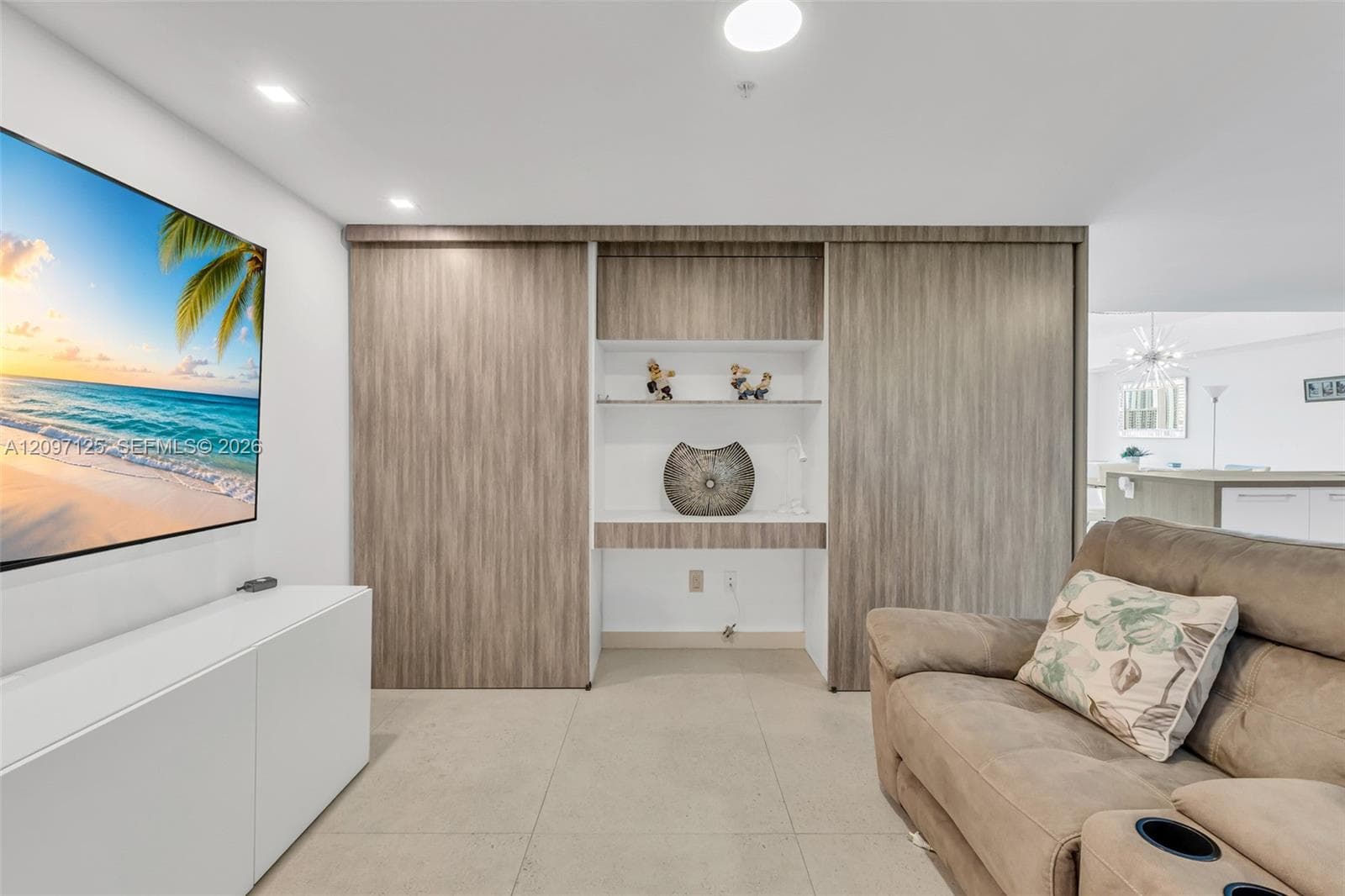 400 Sunny Isles Blvd 916 photo 15